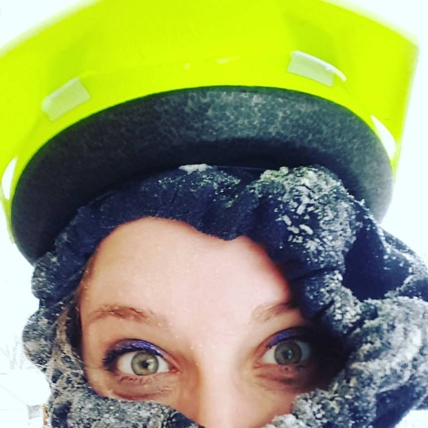 selfie-in-snow-and-bike-helmet